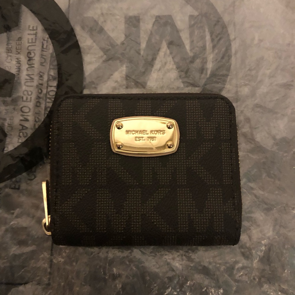 MK small wallet